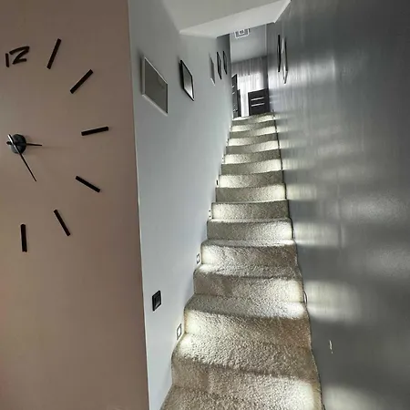Muolt Apartment *